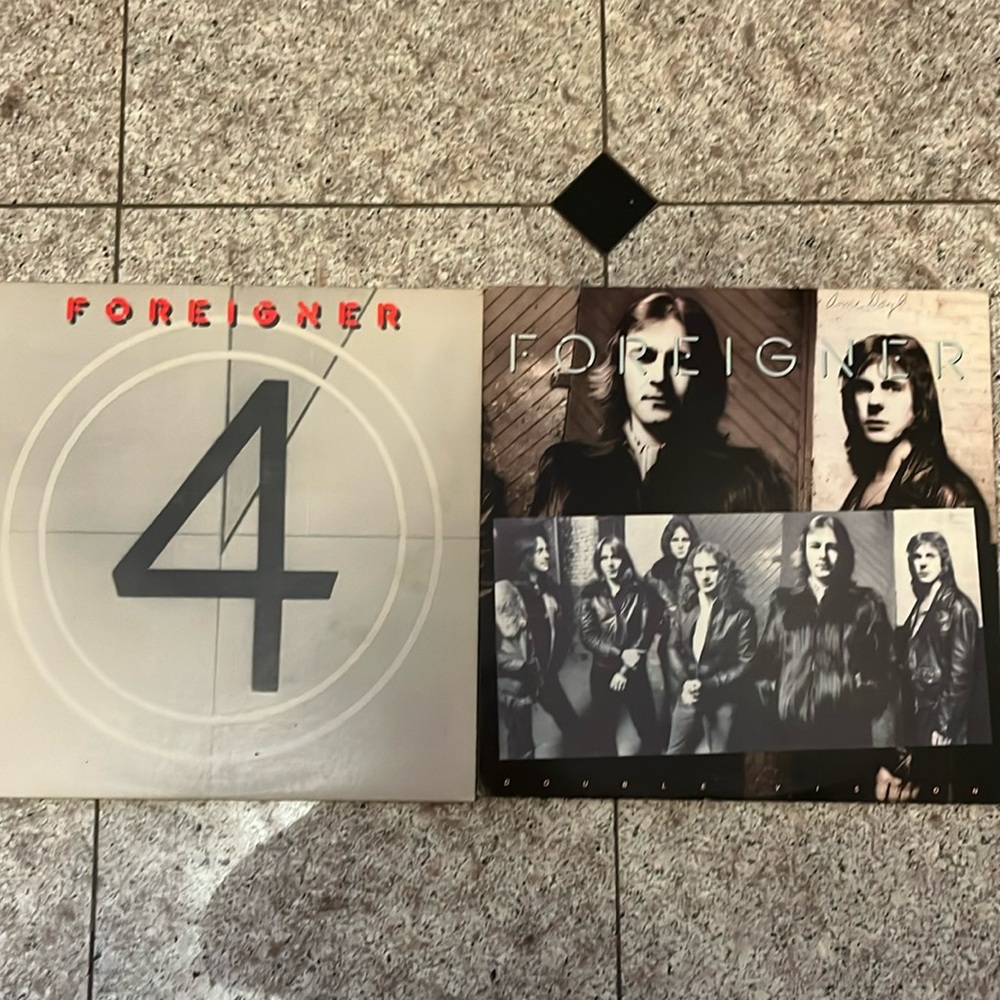 Foreigner 2vinyl albums